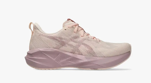 Women's Novablast 5